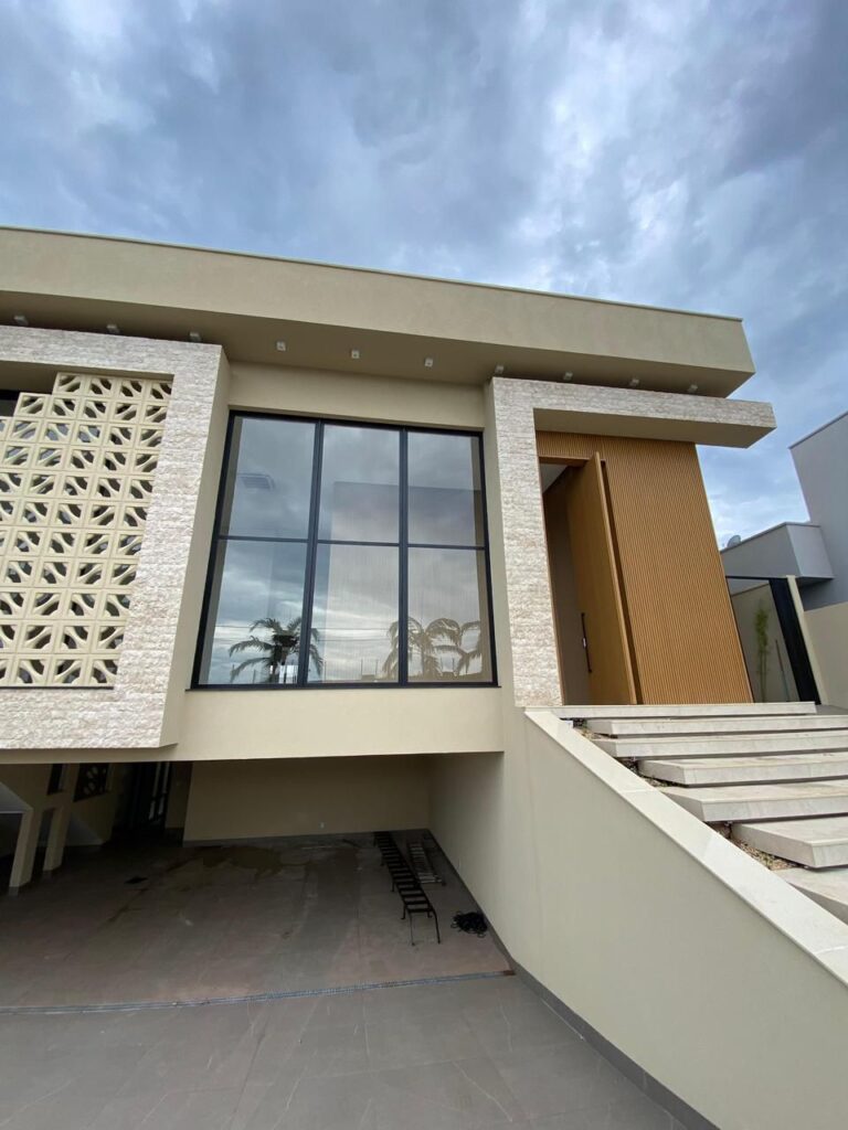Home img 0567.jpg
